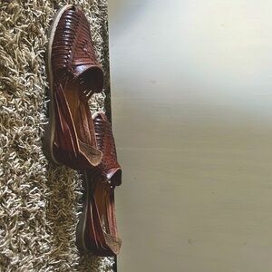 Size 6 to 6.5 brown ankle shoes